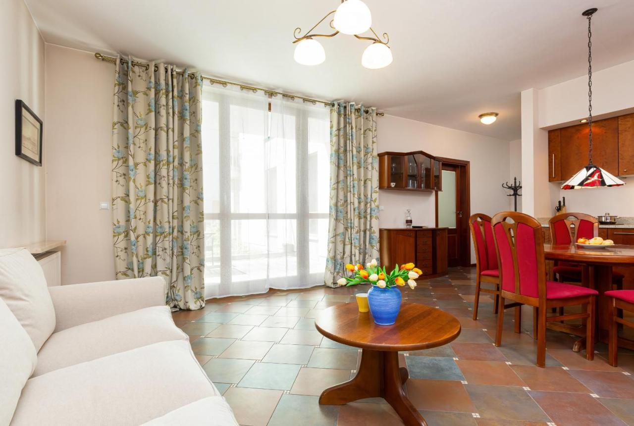 Apartments Mokotow Obrzezna By Noclegi Renters Варшава Екстериор снимка